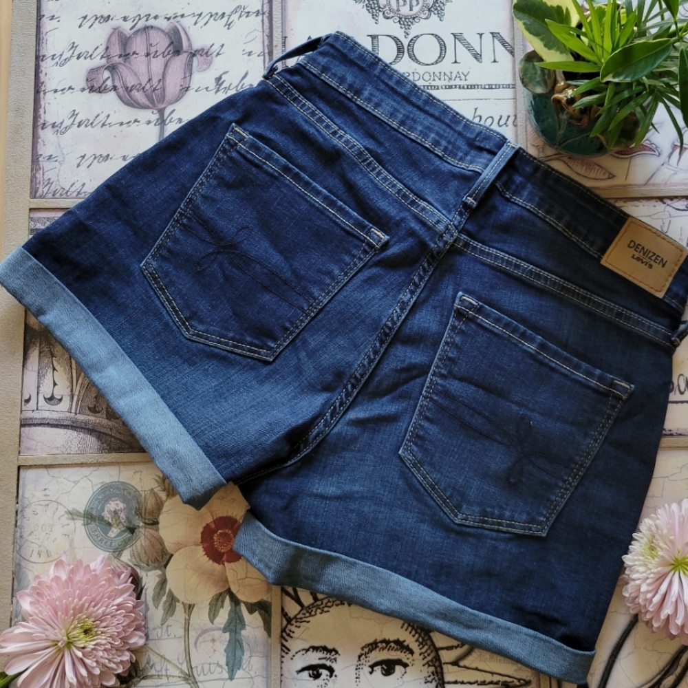 Denizen Levi's High Rise Dark Wash Jean Shorts - Picture 3 of 7